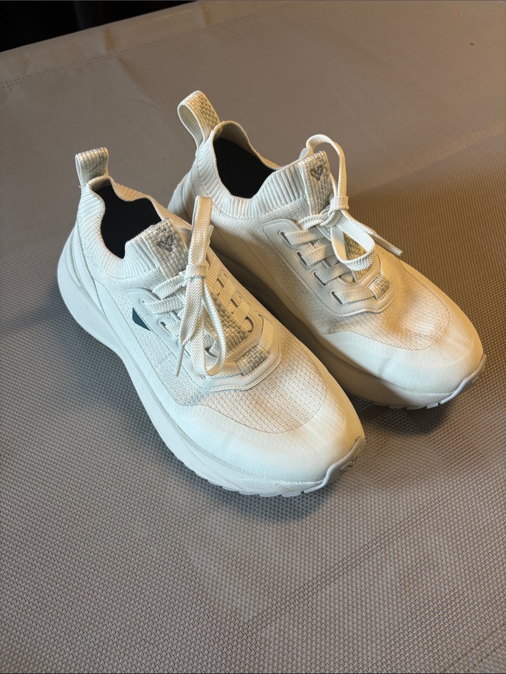 Vessi Women's storm burst low top  Sneakers in Off-White W7 white